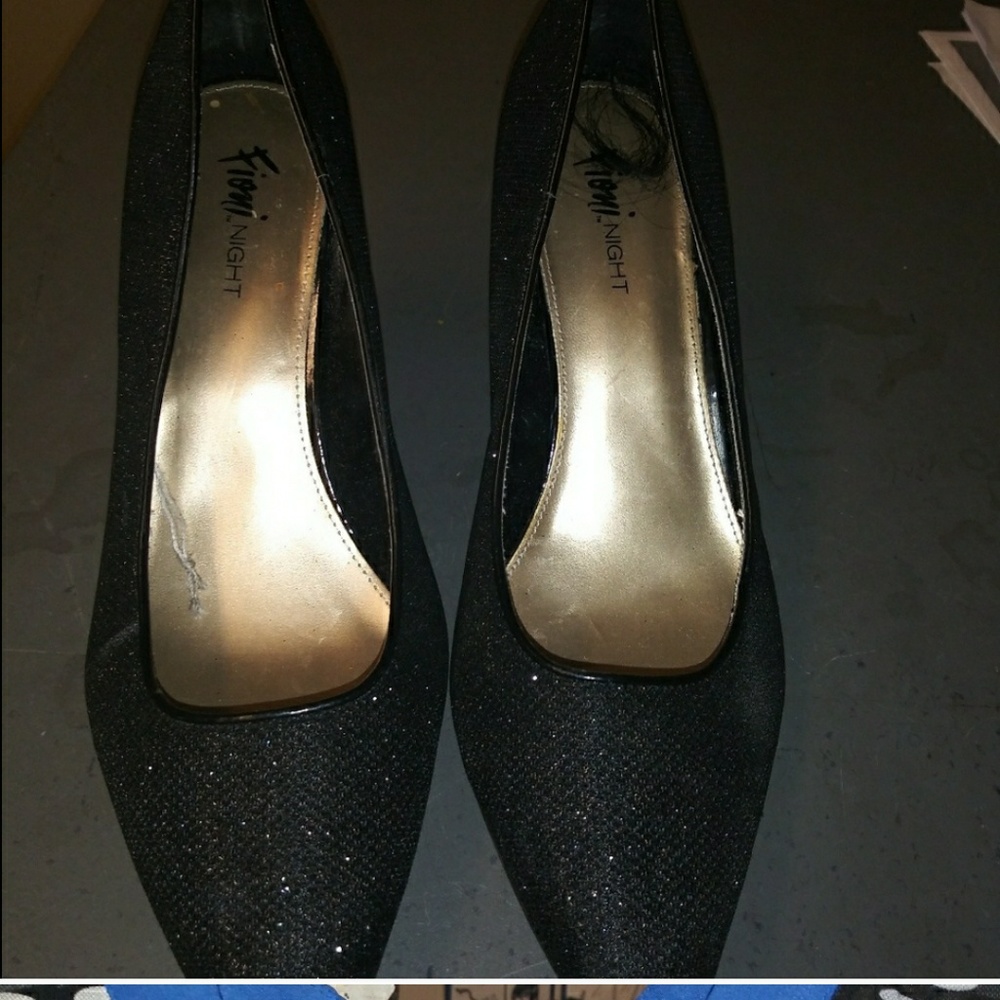 RESELLING ⭐SPARKLING ⭐SHOES⭐